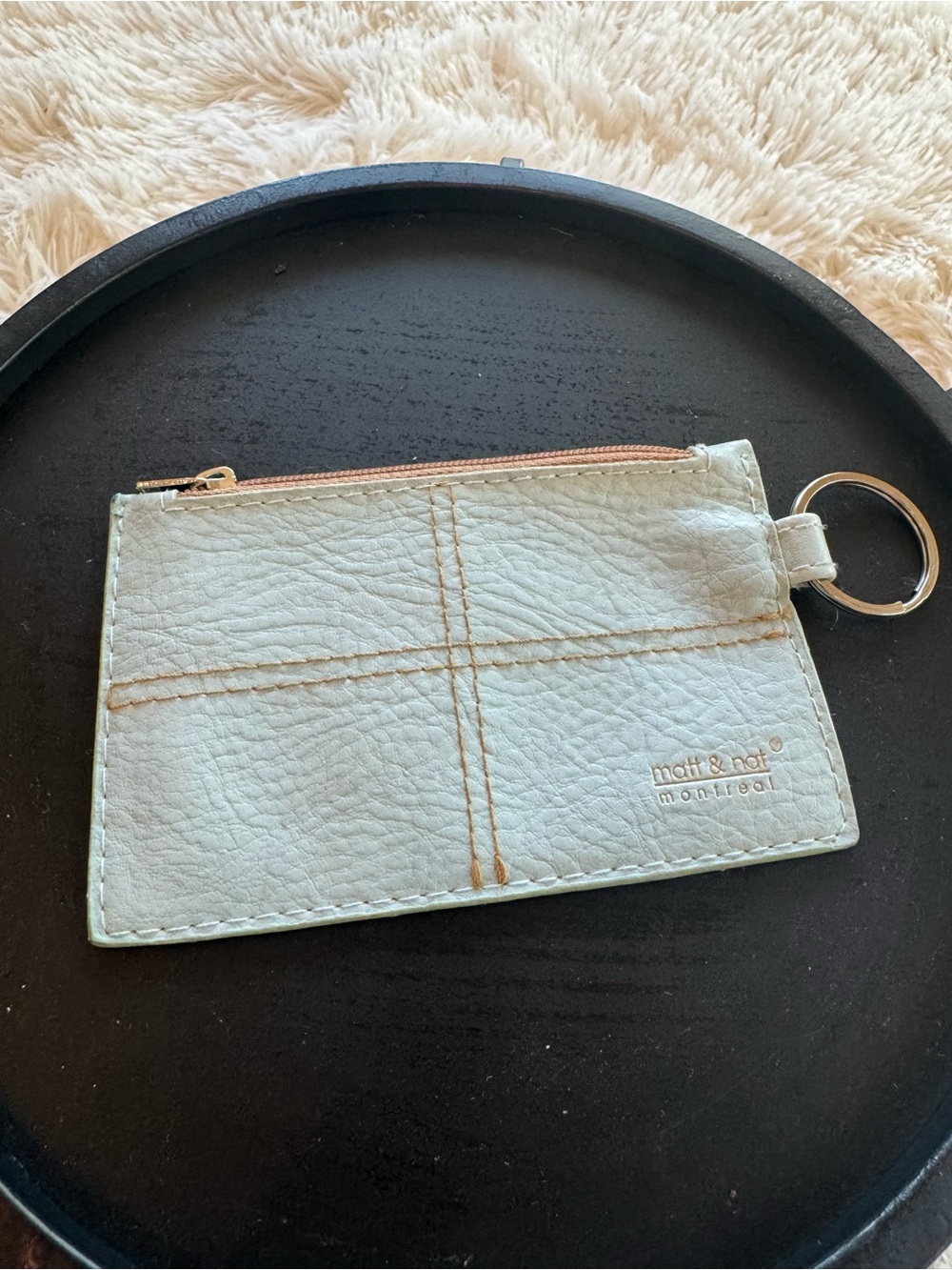 matt & nat Leather Zip Card Holder Keychain